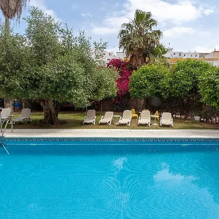 Aacr Monteolivos Hotel Sevilla