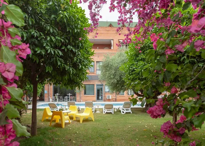 Aacr Monteolivos 3* Σεβίλλη