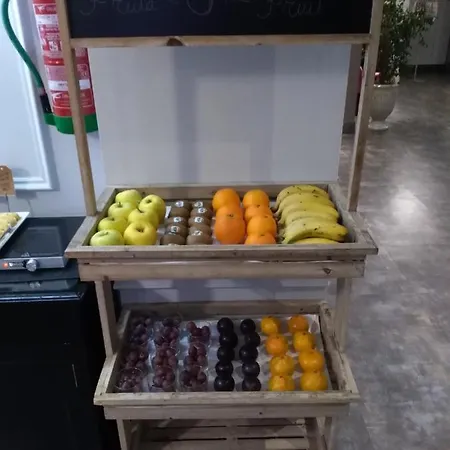 Aacr蒙蒂奥里维斯酒店 3*